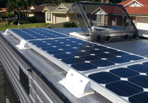 UCHWYTY NAROŻNE MONTAŻOWE DO PANEL SOLARNY KAMPER